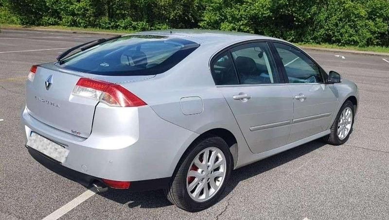 Gebraucht Renault Laguna III Dynamique 170 PS (125 kW) 2008 Limousine