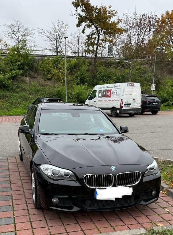 Schwarz Gebraucht 2012 BMW 530 M Sport Limousine | 19.300 € (Fairer Preis) - Bild 1/4