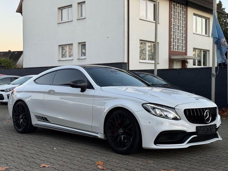 Weiß Gebraucht 2017 Mercedes C63S AMG AMG Coupé | 39.990 € - Bild 1/4