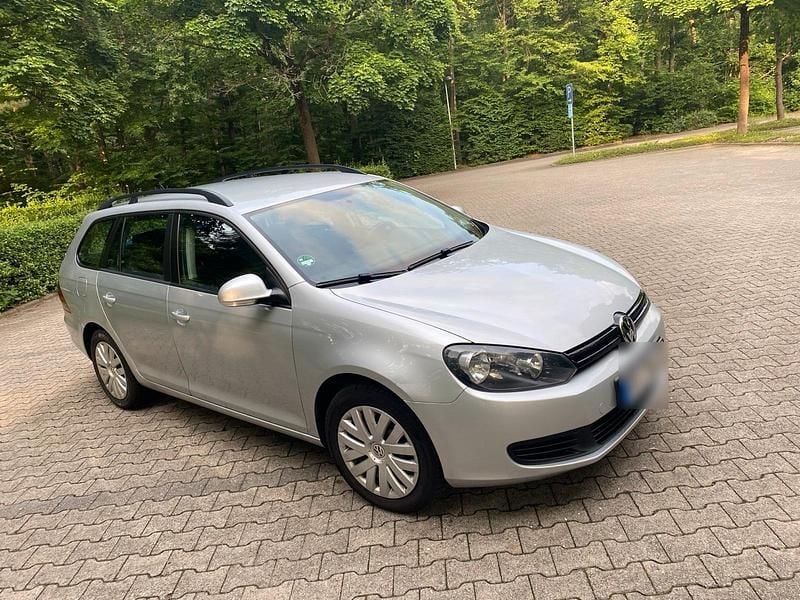 Gebraucht VW Golf VI 122 PS (89 kW) 2010 Silber Kleinwagen