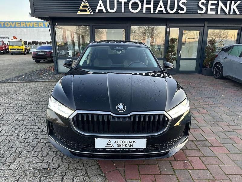 Gebraucht Skoda Superb Selection 193 PS (141 kW) 2024 Schwarz Kombi
