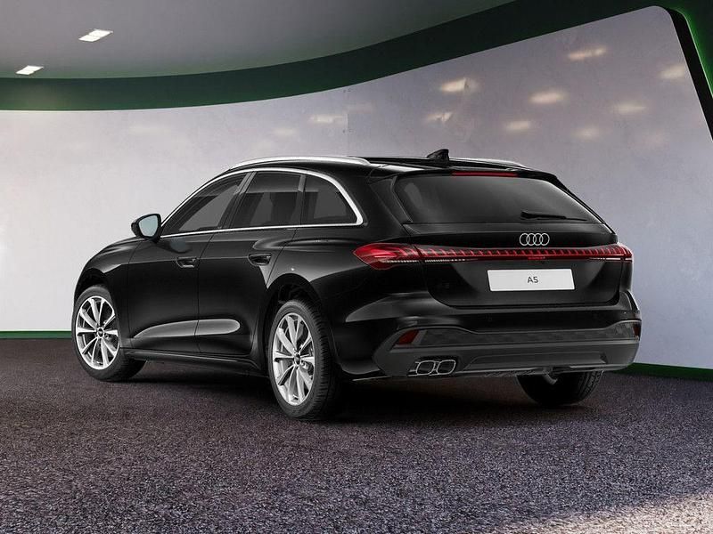Gebraucht Audi A5 Basis 204 PS (150 kW) 2025 Schwarz / mythosschwarz Kombi