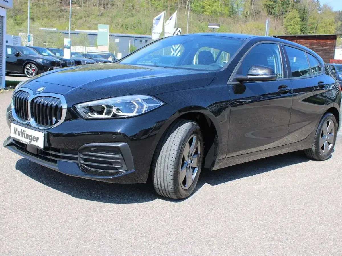 Gebraucht BMW 118 136 PS (100 kW) 2023 Schwarz Kleinwagen