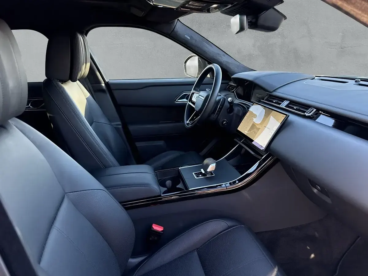 Gebraucht Land Rover Range Rover Velar Autobiography 400 PS (294 kW) 2024 Grau SUV