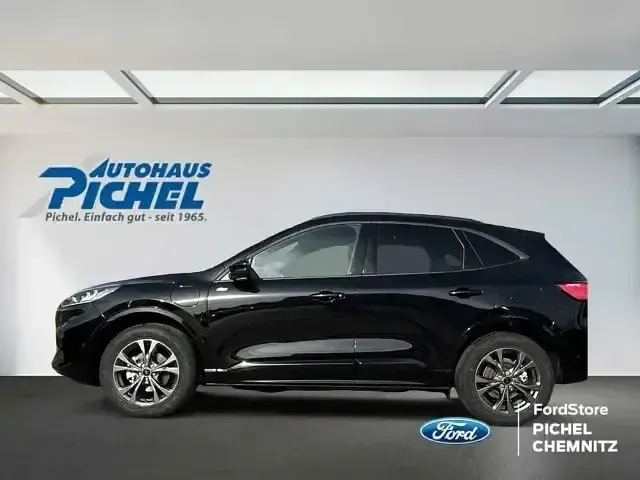 Gebraucht Ford Kuga ST-Line 224 PS (164 kW) 2023 Schwarz(metallic) SUV