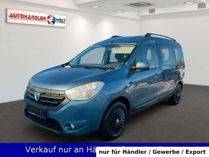 Blau Gebraucht 2013 Dacia Dokker Lauréate Van / Kleinbus | 4.199 € (Guter Preis) - Bild 1/3