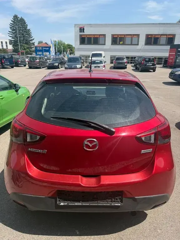 Gebraucht Mazda 2 Sports-Line 105 PS (77 kW) 2016 Rot Limousine