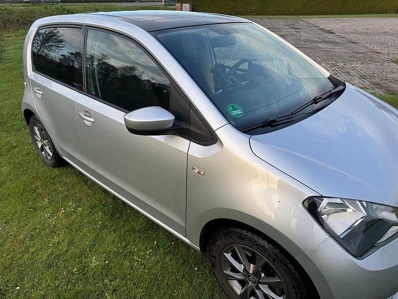 Usata Seat Mii Reference 75 CV (55 kW) 2015 Argento Utilitaria