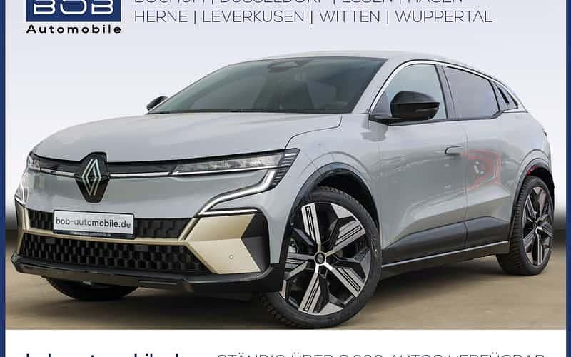 Grau Gebraucht 2025 Renault Mégane Iconic Limousine | 49.340 € - Bild 1/4