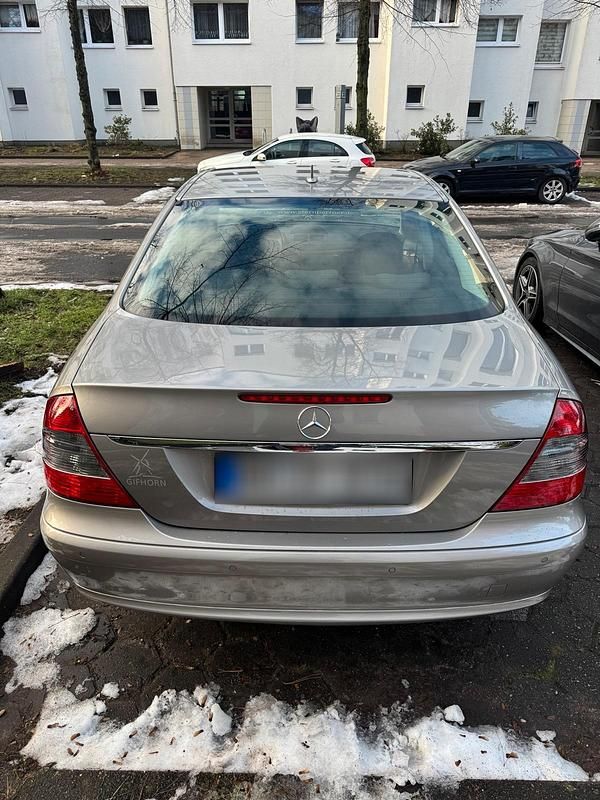 Gebraucht Mercedes E280 190 PS (139 kW) 2007 Limousine