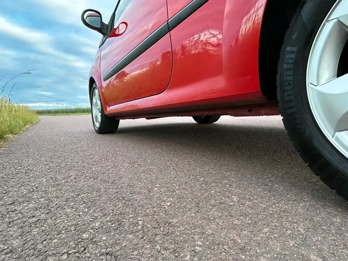 Gebraucht Renault Twingo 76 PS (55 kW) 2009 Rot Kleinwagen