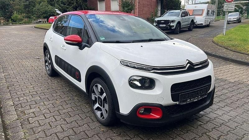 Weiß Gebraucht 2018 Citroën C3 Shine Kleinwagen | 5.990 € (Superpreis) - Bild 1/4