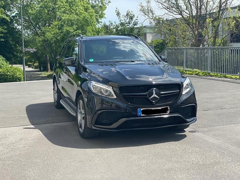 Gebraucht Mercedes GLE350 258 PS (189 kW) 2015 Schwarz SUV