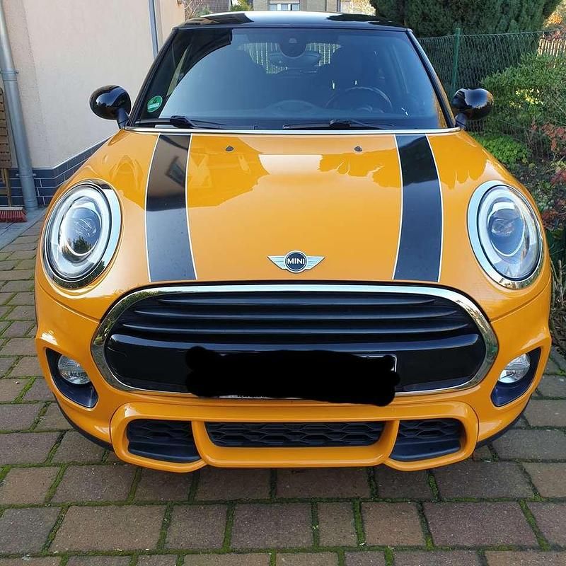 Orange Gebraucht 2016 Mini Cooper D Kleinwagen | 15.200 € (Etwas zu teuer) - Bild 1/4