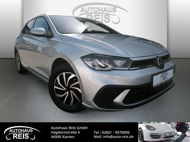Silber Gebraucht 2024 VW Polo Life Kleinwagen | 17.950 € (Superpreis) - Bild 1/4