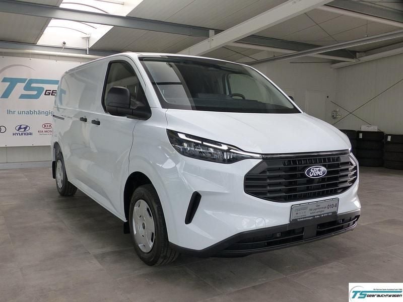 Gebraucht Ford Transit Custom 136 PS (100 kW) 2024 Andere Van