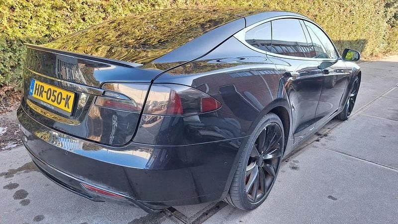 Gebraucht Tesla Model S Performance 514 kW (700 PS) 2015 Schwarz Kleinwagen
