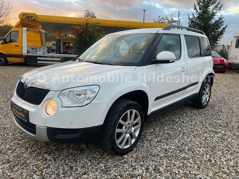 Weiß Gebraucht 2011 Skoda Yeti Plus Edition SUV | 4.999 € (Fairer Preis) - Bild 1/4