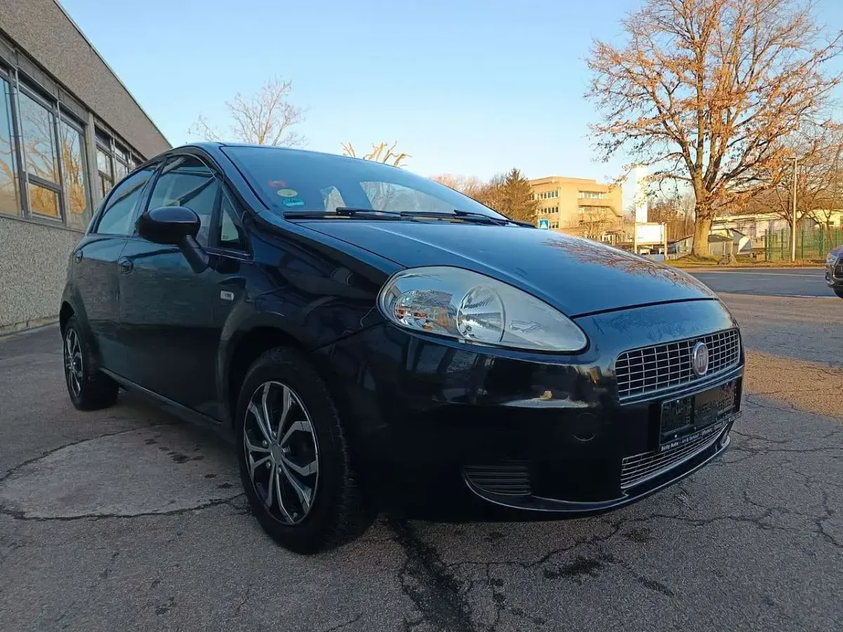 Gebraucht Fiat Grande Punto Dynamic 77 PS (56 kW) 2009 Other Kleinwagen