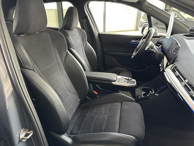 Gebraucht BMW 223 Active Tourer M Sport 218 PS (160 kW) 2024 Grau Van / Kleinbus