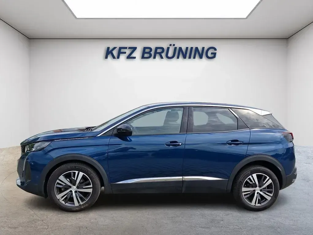 Gebraucht Peugeot 3008 Allure 131 PS (96 kW) 2023 Celebes blau metallic (metallic) SUV