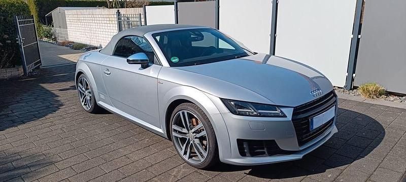 Gebraucht Audi TT Roadster Sport 230 PS (169 kW) 2016 Silber Cabrio