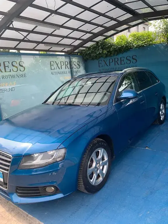 Gebraucht Audi A4 Ambiente 160 PS (117 kW) 2008 Blau Kombi