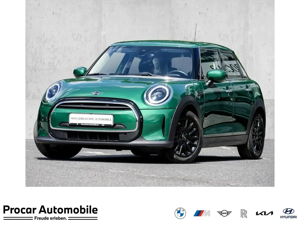 Używany Mini Cooper Classic 136 KM (100 kW) 2023 Hatchback