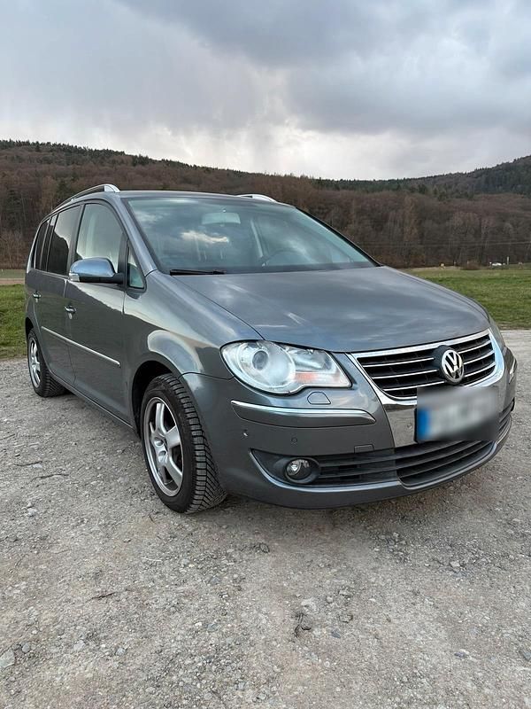 Gebraucht VW Touran 140 PS (102 kW) 2007 Grau Van / Kleinbus