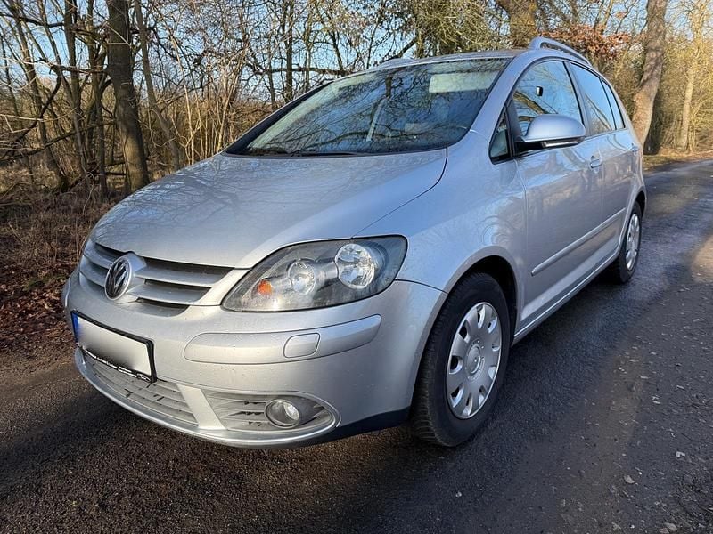 Gebraucht VW Golf V 102 PS (75 kW) 2007 Silber Limousine