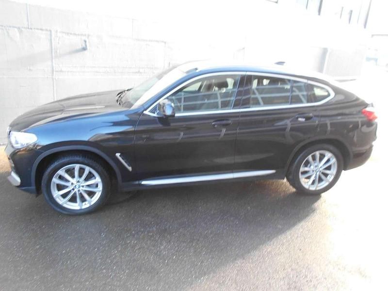 Gebraucht BMW X4 xLine 184 PS (135 kW) 2019 Schwarz SUV