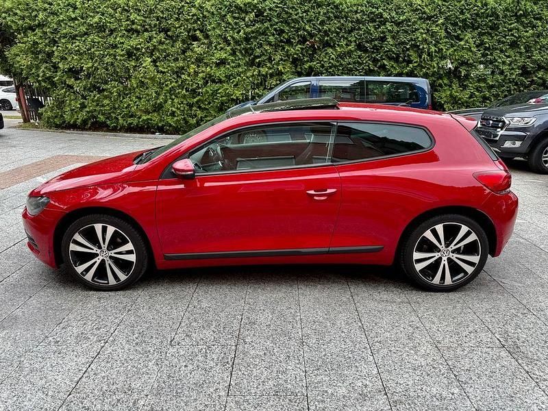 Rot Gebraucht 2011 VW Scirocco Sportline Coupé | 4.880 € (Superpreis) - Bild 1/4