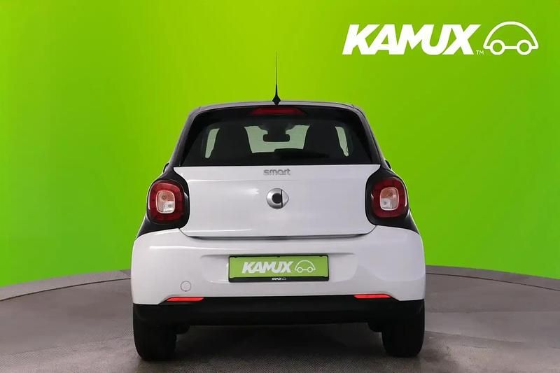 Gebraucht Smart ForFour 71 PS (52 kW) 2019 Schwarz Kleinwagen