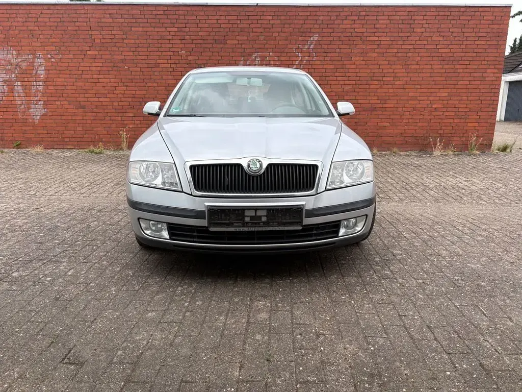Gebraucht Skoda Octavia 102 PS (75 kW) 2008 Silber Limousine