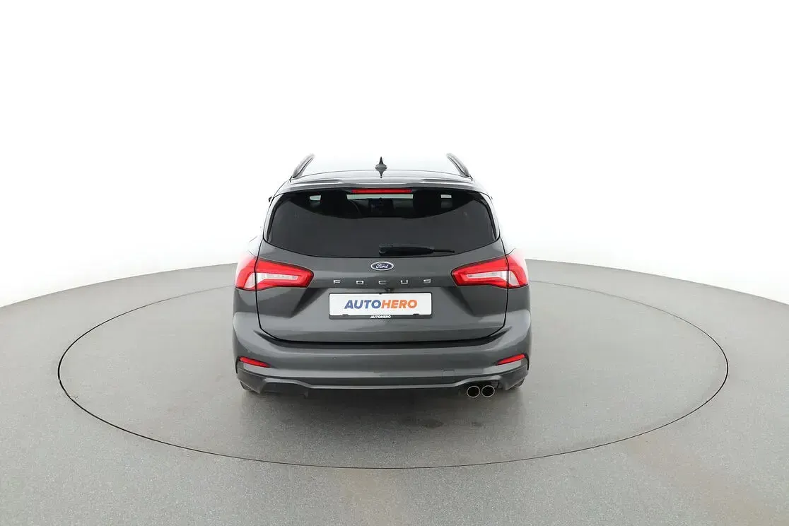 Używany Ford Focus ST-Line 151 KM (111 kW) 2020 Szary Kombi