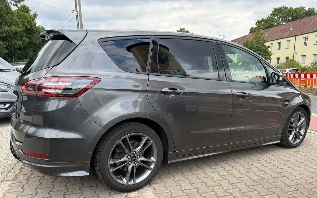 Gebraucht Ford S-MAX ST-Line 190 PS (139 kW) 2019 Grau Van / Kleinbus