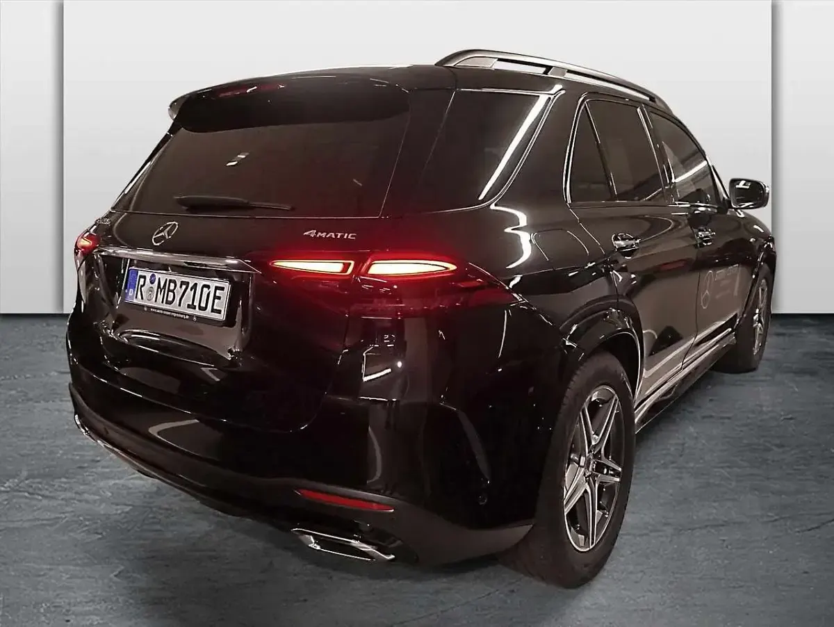 Gebraucht Mercedes GLE400 AMG 381 PS (280 kW) 2025 Metalliclack obsidianschwarz SUV