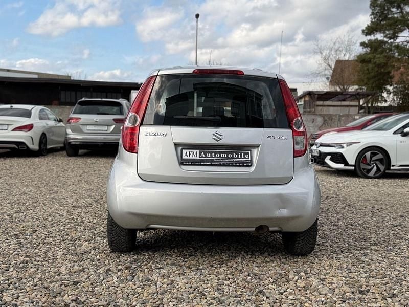 Second-hand Suzuki Splash Basic 65 CP (47 kW) 2010 Argintiu Hatchback