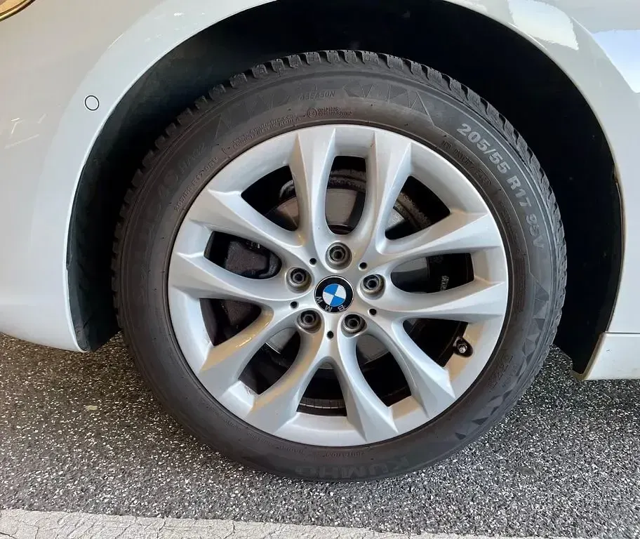 Gebraucht BMW 218 Active Tourer Basis 150 PS (110 kW) 2017 Weiß Van / Kleinbus