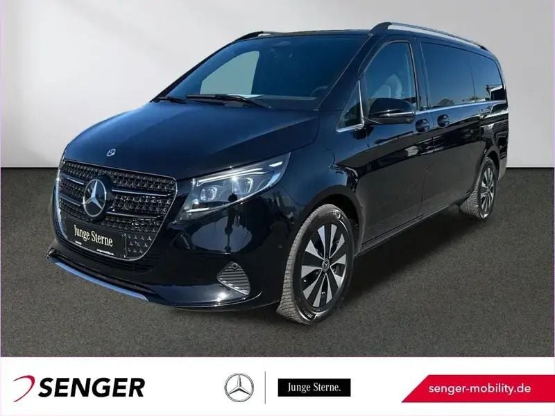 Schwarz Gebraucht 2024 Mercedes V300 Avantgarde Van / Kleinbus | 74.450 € (Teuer) - Bild 1/1