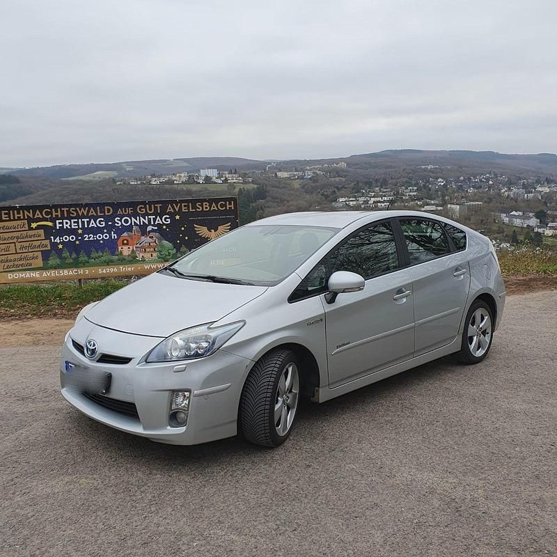 Silber Gebraucht 2009 Toyota Prius Kleinwagen | 8.400 € - Bild 1/4