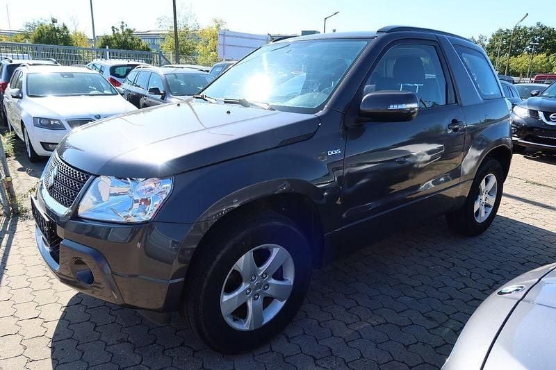Gebraucht Suzuki Grand Vitara Club 129 PS (94 kW) 2012 Grau SUV