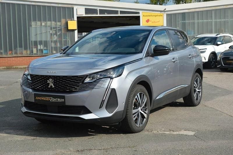 Silber Gebraucht 2024 Peugeot 3008 Allure SUV | 19.900 € (Fairer Preis) - Bild 1/4