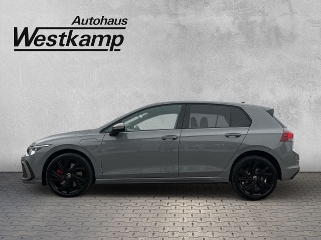 Gebraucht VW Golf VIII GTE 245 PS (180 kW) 2022 Mondsteingrau Limousine