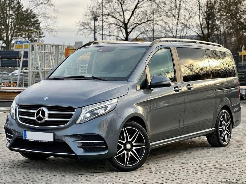 Gebraucht Mercedes V250 AMG 190 PS (139 kW) 2016 Grau Van / Kleinbus