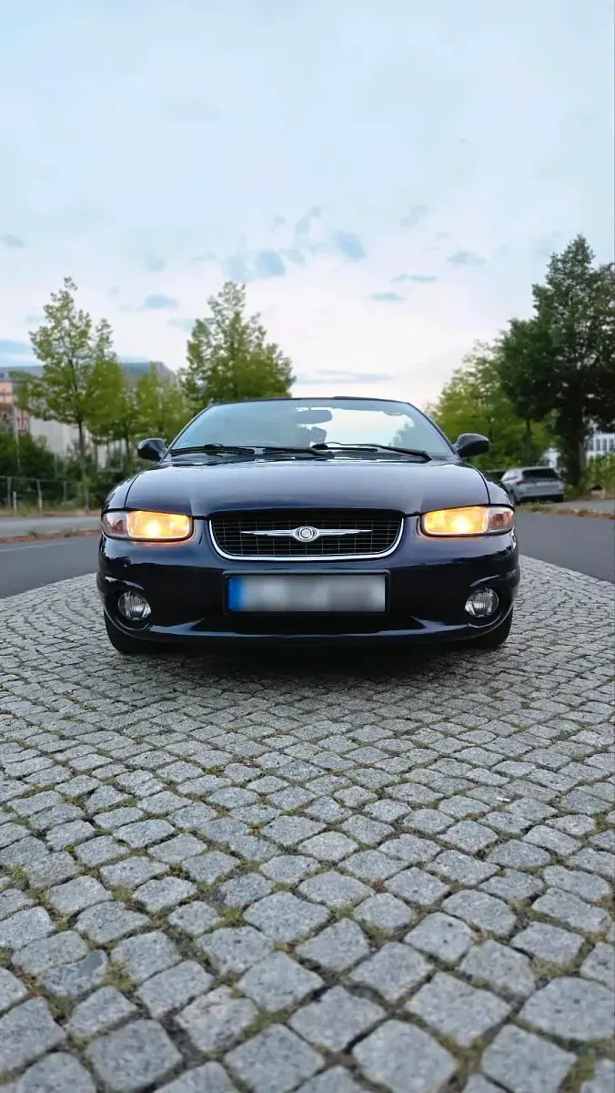 Gebraucht Chrysler Stratus 163 PS (119 kW) 2000 Blau Cabrio