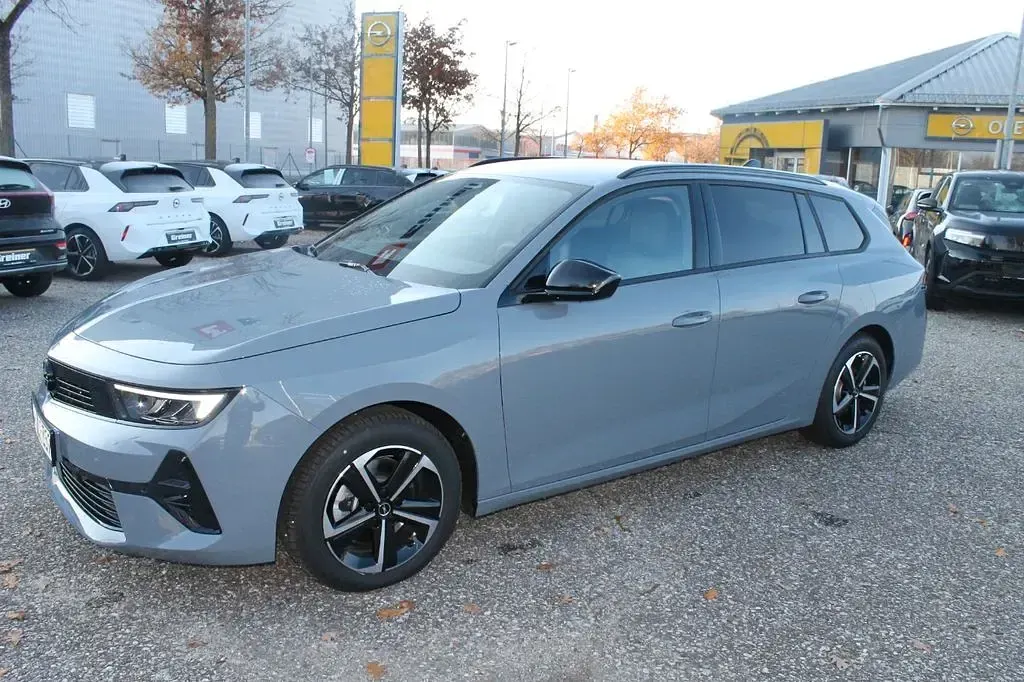 Gebraucht Opel Astra 145 PS (106 kW) 2025 Grau Kleinwagen