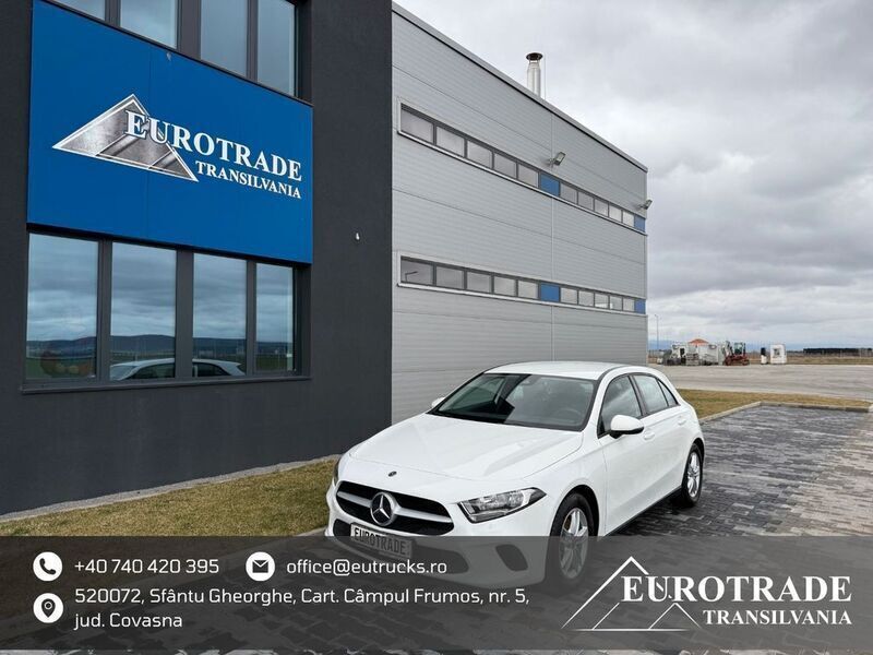 Weiß Gebraucht 2021 Mercedes A160 Limousine | 22.385 € (Guter Preis) - Bild 1/4