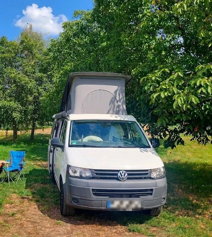 Gebraucht VW Multivan 140 PS (102 kW) 2012 Weiß Van / Kleinbus
