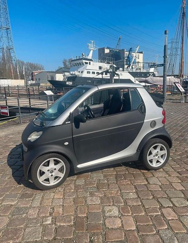 Gebraucht Smart ForTwo Cabrio 61 PS (44 kW) 2005 Schwarz Cabrio